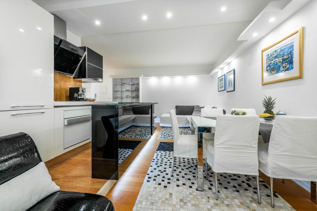Luxury Apartment Set Split Buitenkant foto