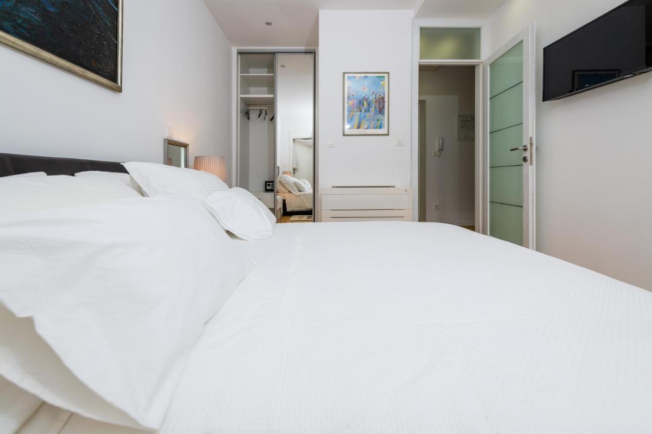 Luxury Apartment Set Split Buitenkant foto
