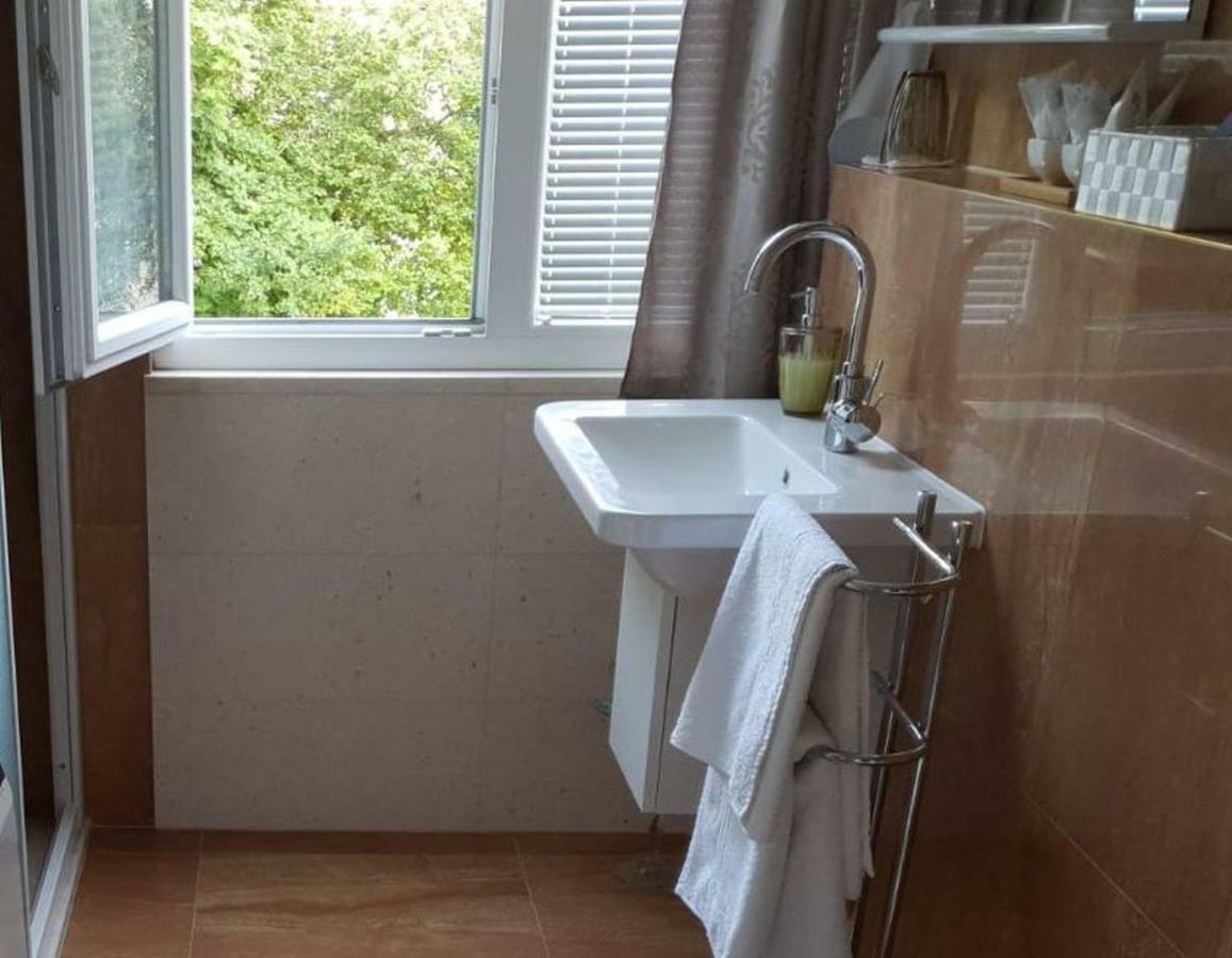 Luxury Apartment Set Split Buitenkant foto